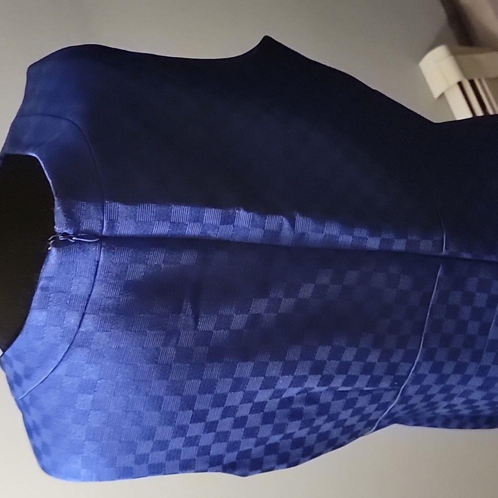 Blue Decorative Pattern Dress - Picture 6 of 8